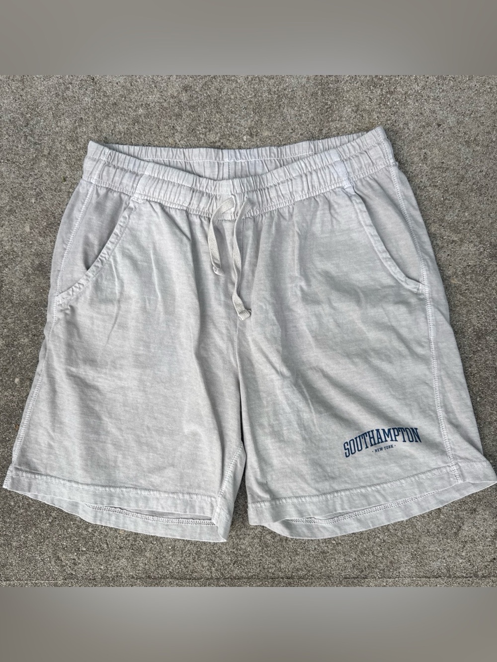 Southampton Shorts large beige Hamptons Long Island Sweatshorts summer beach
